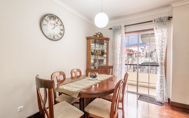 Feels Like Home Funchal Spacious Apartment with Balcony
