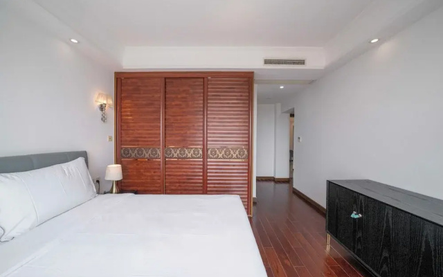 Tyms Xintiandi Elegant 3BR 2BA APT