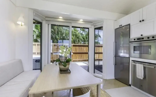 Hale Nanea 1 Bedroom Home by RedAwning