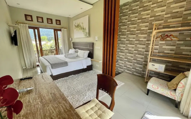 Double U Camp And Villa