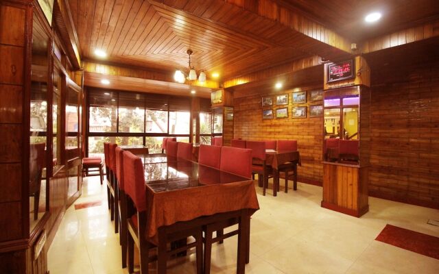 OYO 8291 Hotel Sweet Home