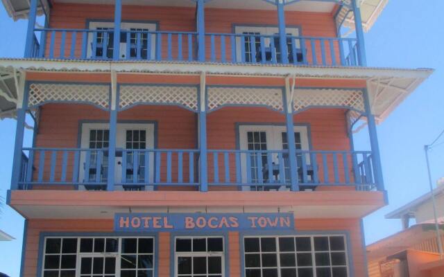 Hotel Bocas Town