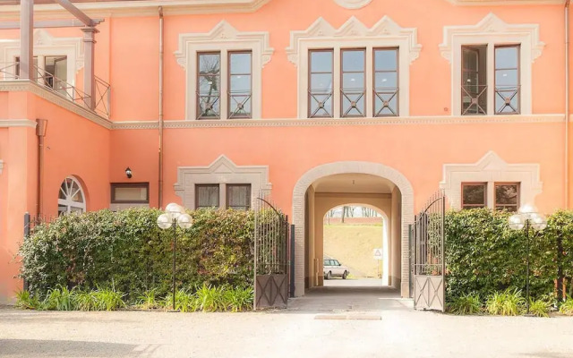 Casa Vera in Lucca With 2 Bedrooms and 2 Bathrooms