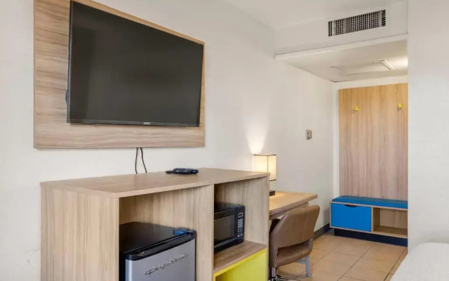 Days Inn by Wyndham Wheat Ridge/Denver West