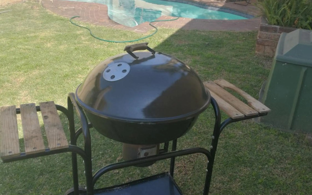 Naisar's Apartments Primrose,Johannesburg