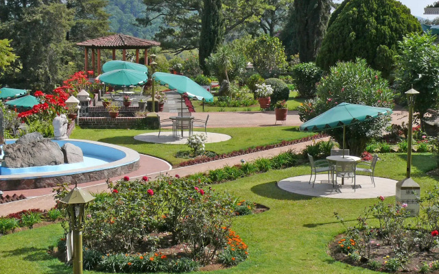 Hotel Pie de la Sierra