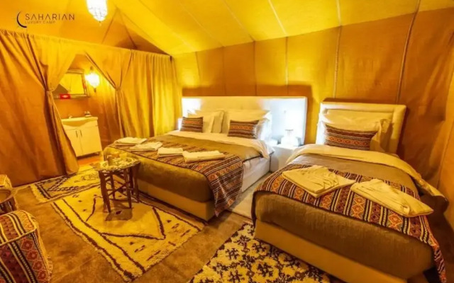 Room-deluxe Triple Room for Three at Sah