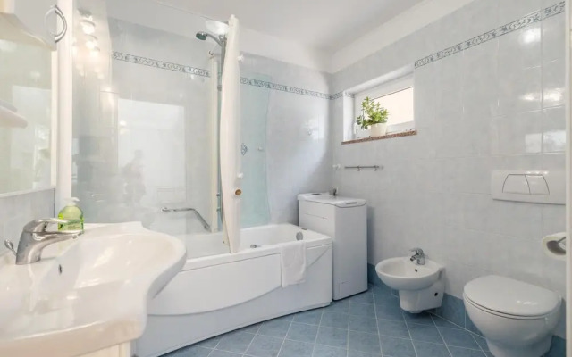 Awesome Apartment in Zambratija With Wifi and 2 Bedrooms