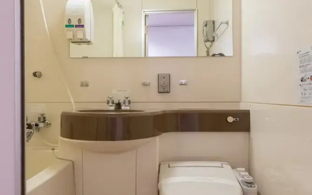 Oyo Hotel Toyama Joshi Koen
