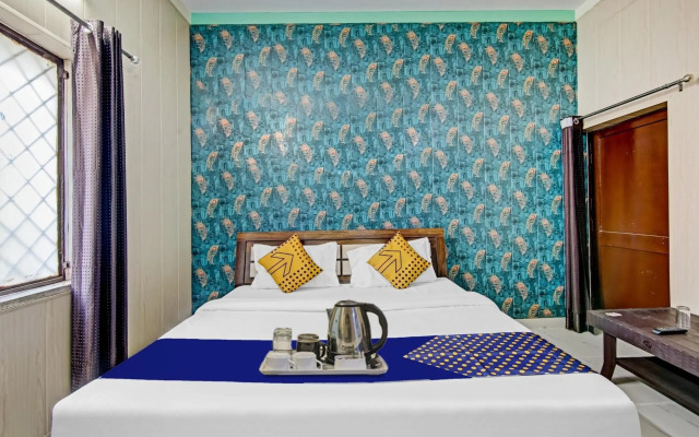 SPOT ON 70204 Hotel Greenview Homestay