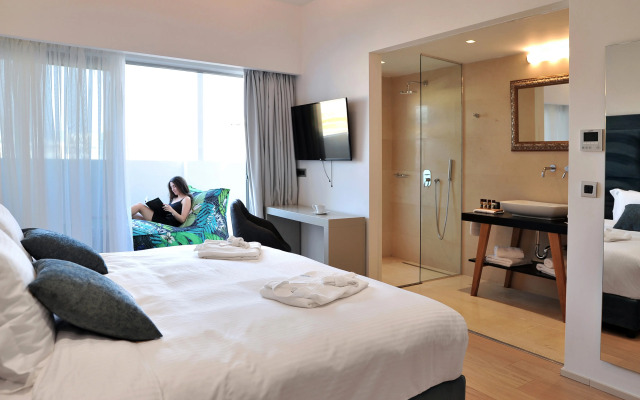 Athenaeum Grand Hotel