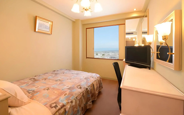 Ekimae Fuji Grand Hotel