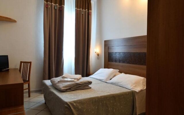 Hotel Oasis