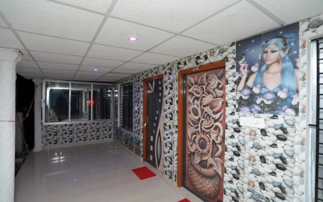 Varsha Resort By OYO Rooms