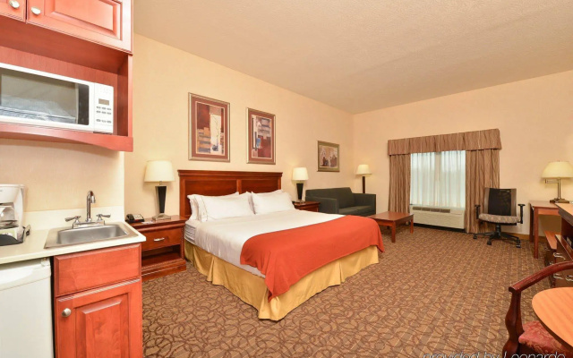 Holiday Inn Express Campbellsville by IHG