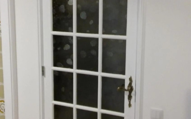 Zen Newton Apartment