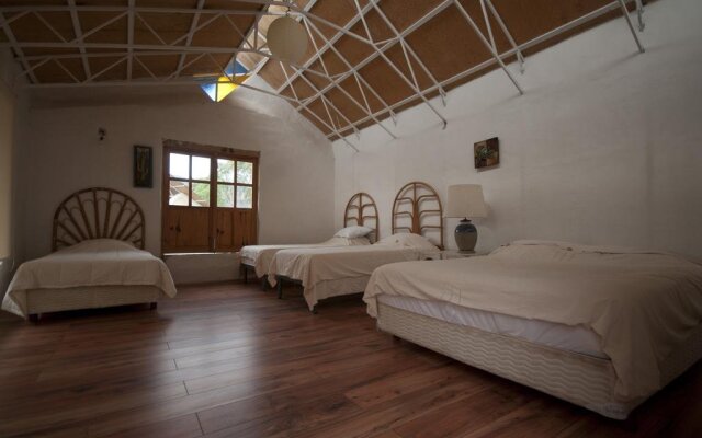 Reencuentro Rancho & Eco-Hotel