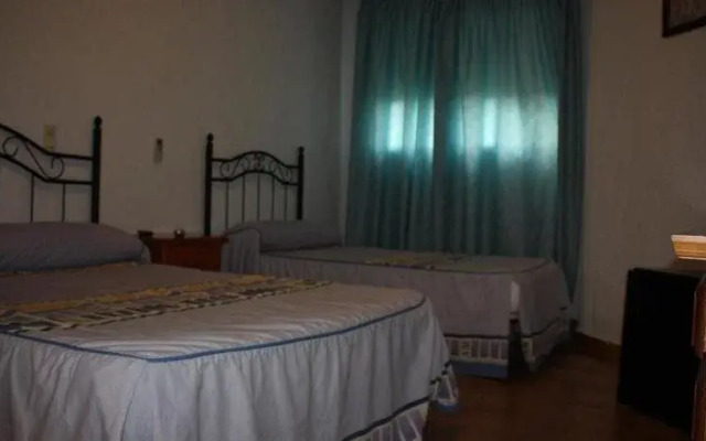 Hostal Tamarindos
