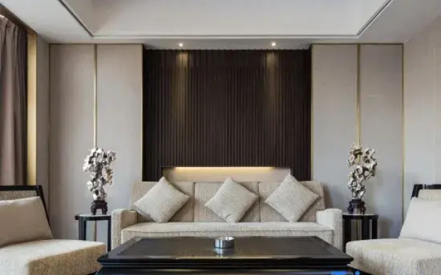 Hongtai V Top Hotel