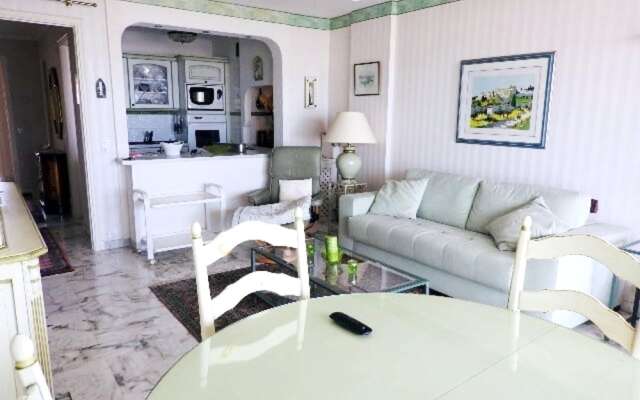 Apartment With One Bedroom In Mandelieu La Napoule, With Wonderful Sea View, Furnished Terrace And Wifi 500 M From The Beach