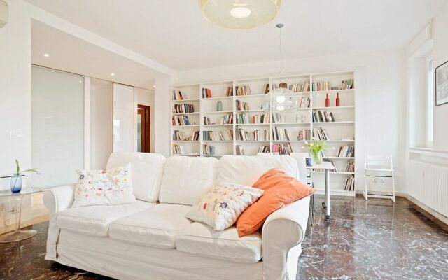 Porta San Felice e Paladozza Apartment