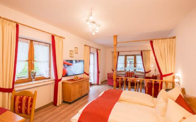Hotel Alpspitz B&B
