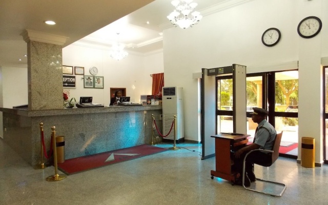 Reiz Continental Hotel Abuja — фото 2