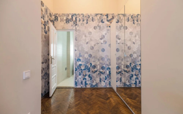 Venus Apartments - Opera III