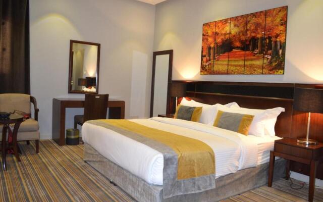 تالـيـن غرناطه للاجنحة الفندقية