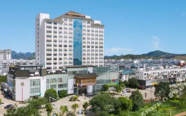 Tian Cheng Tai He Hotel