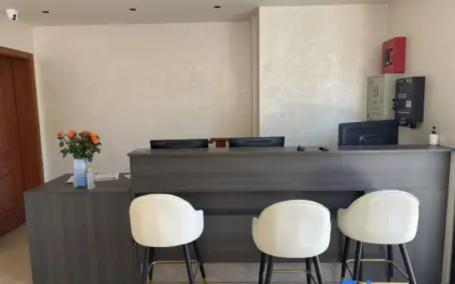 Shangri-La · Seek Clouds Pasture · Slowly Oxygen Lodge (Dukezong Ancient Town)