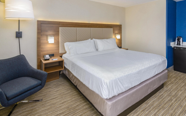 Holiday Inn Express Southington by IHG