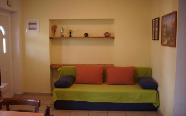 Slaven - 50 m from beach - A1(4+2)