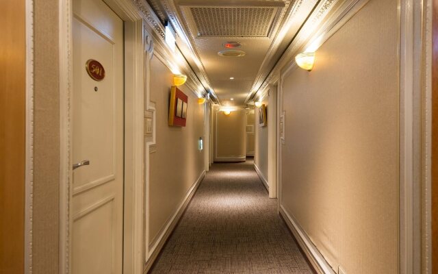 Charming Castle Hotel