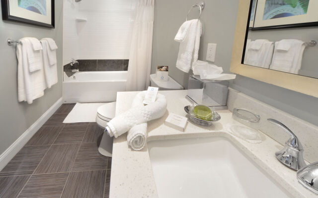 Pavilion Grand Hotel