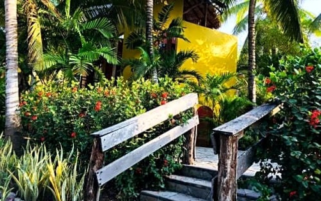 Boca de Iguanas Beach Hotel