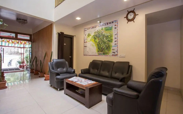 OYO 12260 Traveler's inn