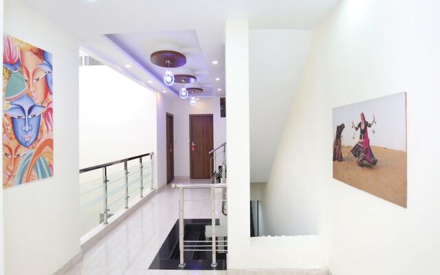Capital O 322 Hotel Royal