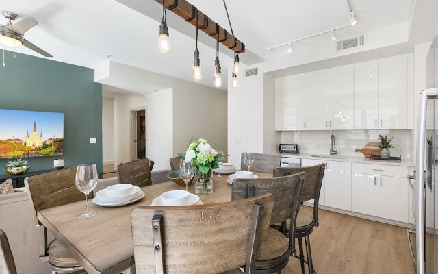 Mardi Gras Suites NOLA's 4BR Elegance