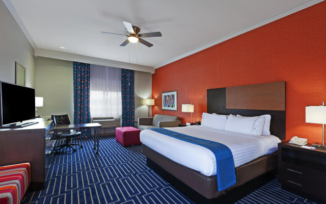 Holiday Inn Express Hotels & Suites Houston East, an IHG Hotel