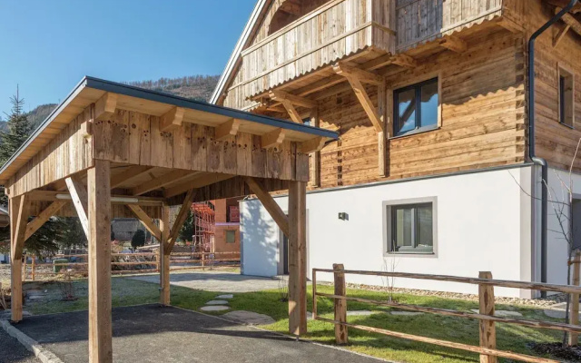 Modern Holiday Home With Terrace in Salzburg