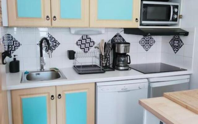 Superbe T2, à 100 mètres des pistes, piscine d'été