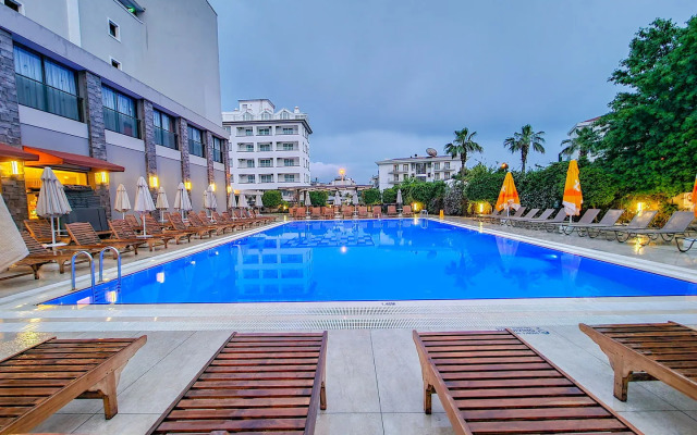 Julian Marmaris