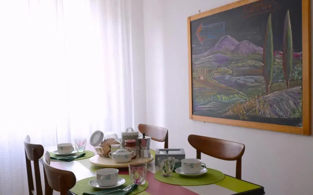 Theia Apartment