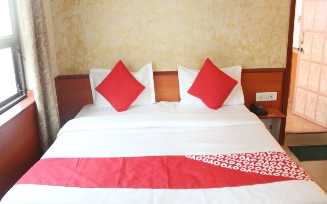 OYO 14067 Hotel Suryamani