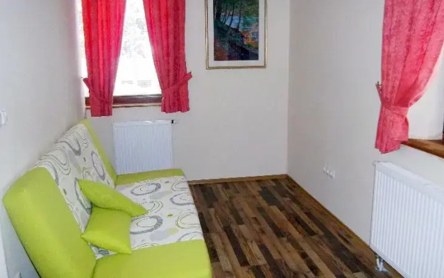 Guest House Lepi Čeveljc