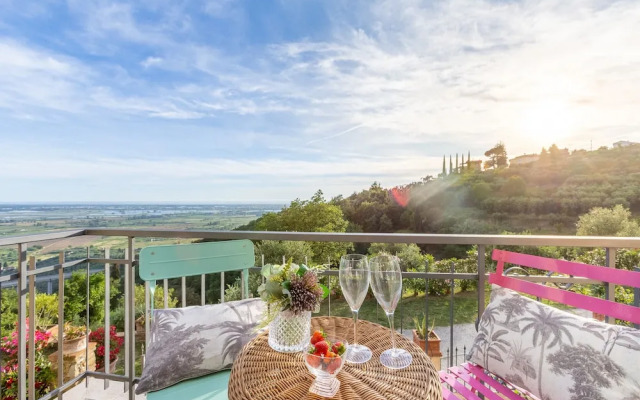 The Sea Air Villa in Massarosa