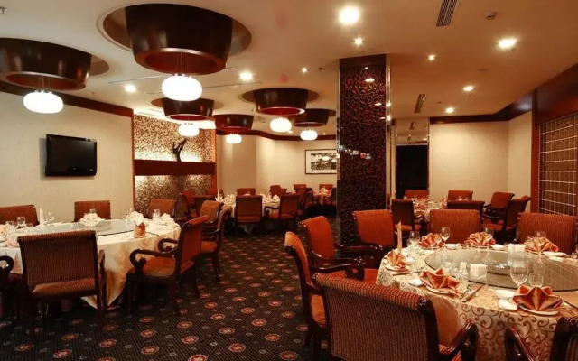 Emeishan Huasheng Spa Hotel