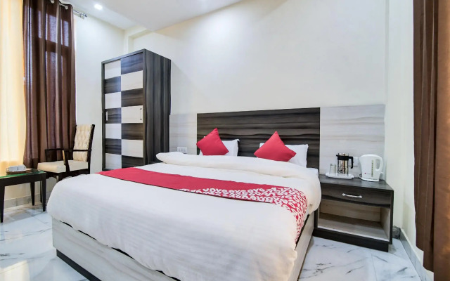 OYO 6981 Naddi Hights