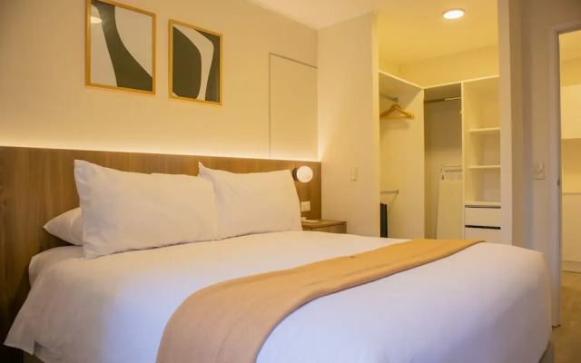 w Exceptional 1BR w Balcony in San Isidro